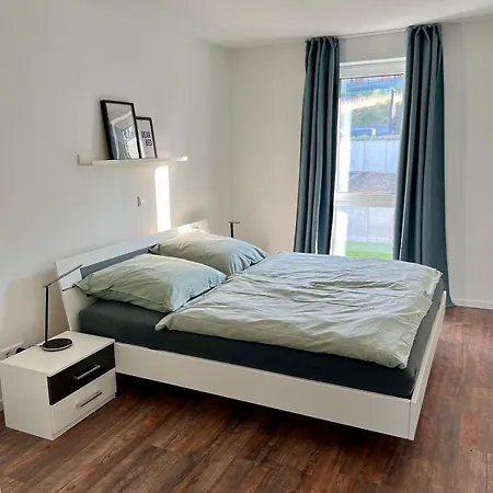 Modern Semi-detached House With Fantastic Views * Vlotho